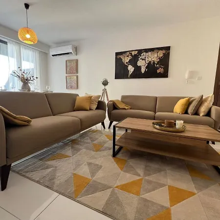 Brand New Apartment 2 Mins From Seafront San Pawl il-Baħar Kültér fotó