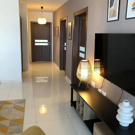 Brand New Apartment 2 Mins From Seafront San Pawl il-Baħar Kültér fotó