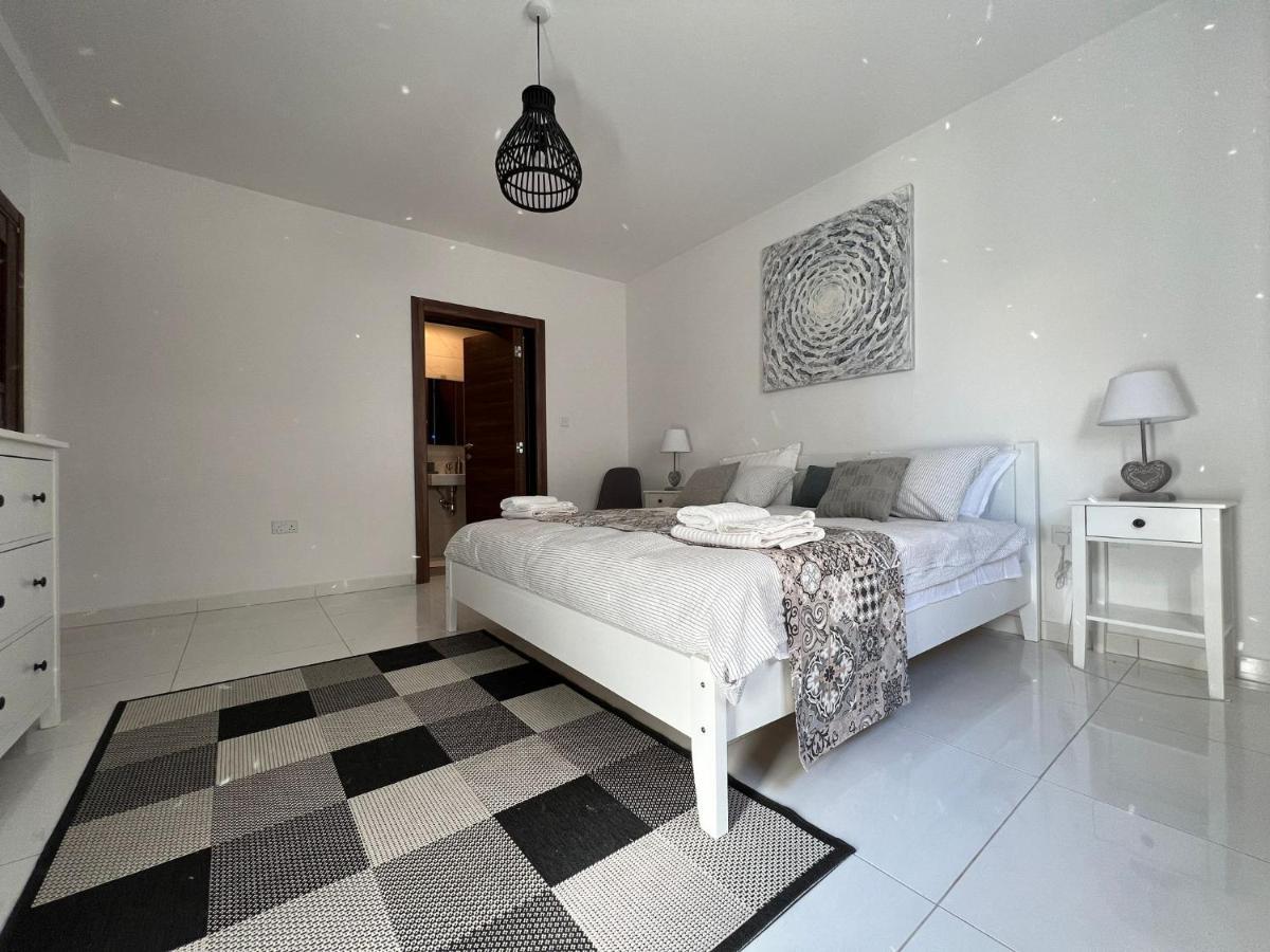 Apartment Brand New 2 Mins From Seafront